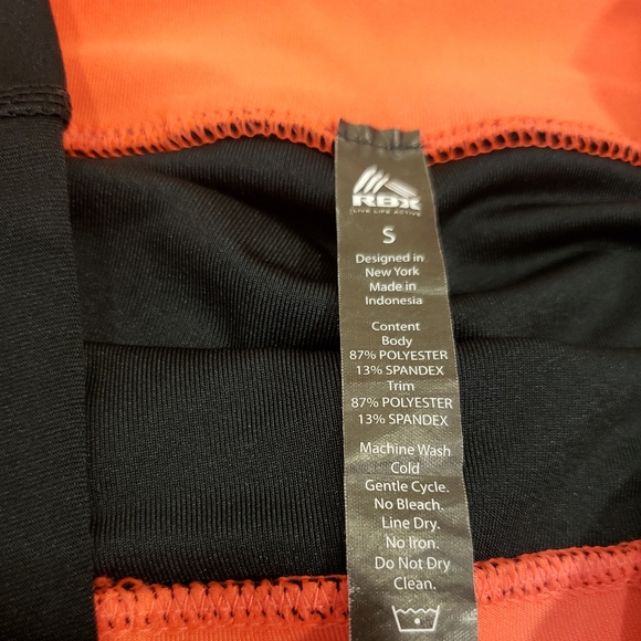 🍓 3/$20 RBX Black Ruffle Trim Cropped Leggings - Picture 8 of 9